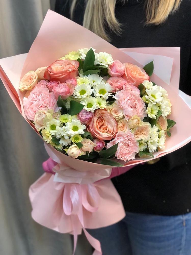 Букет цветов из: Гвоздики, Розы и Хризантемы в Партените