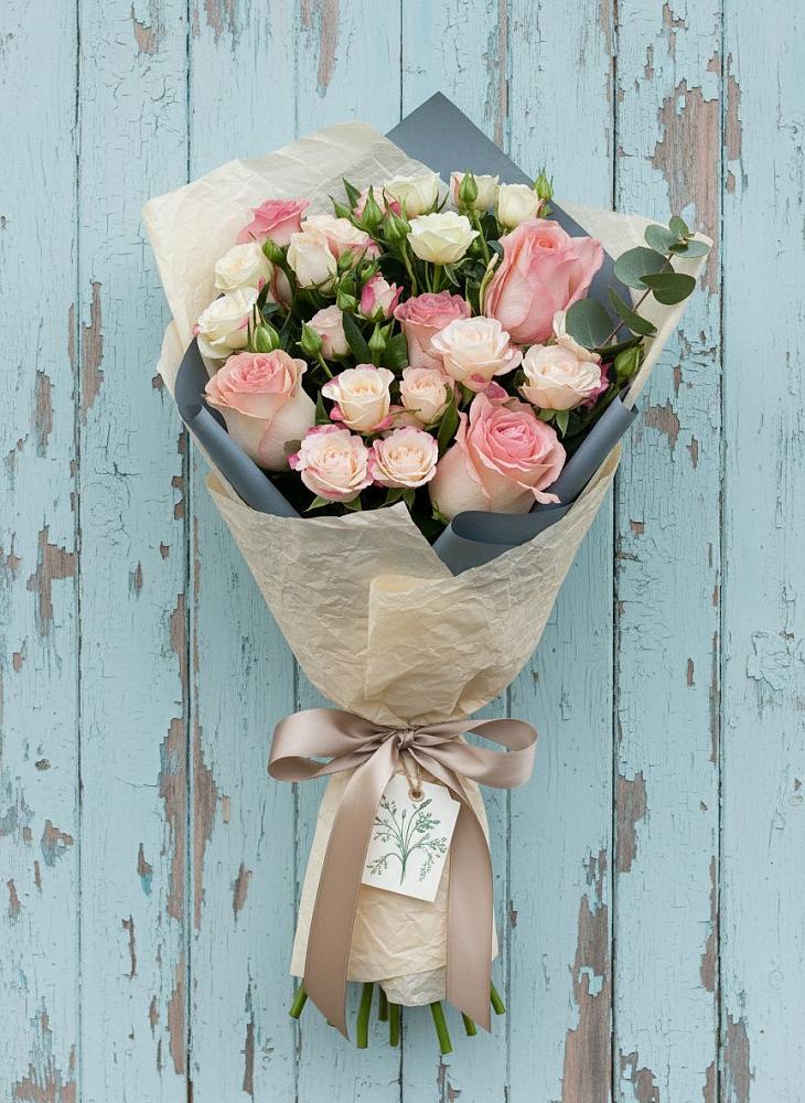 Букет цветов из: Розы в Партените