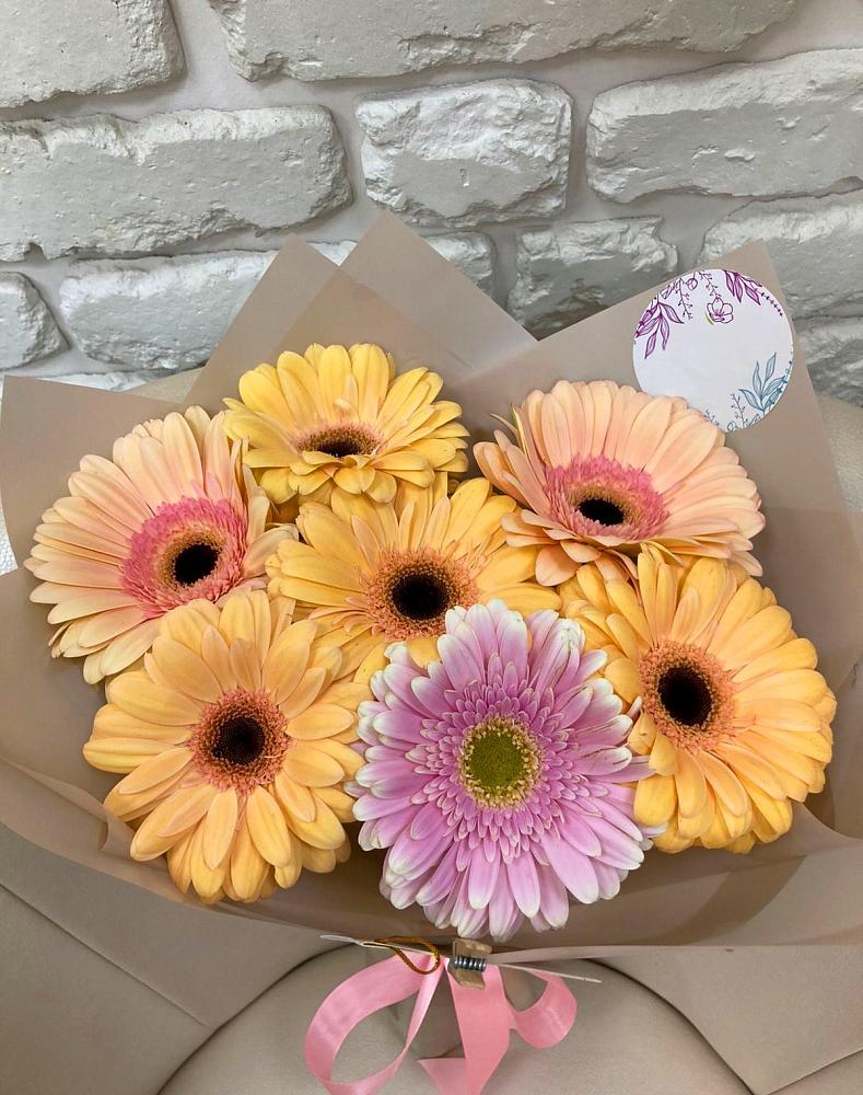 Букет цветов из: Герберы в Партените