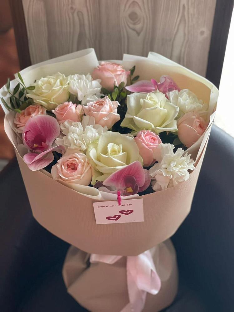 Букет цветов из: Орхидеи, Розы и Гвоздики в Партените