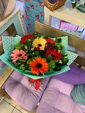 Букет цветов из:  Герберы, Хризантемы и Альстромерии #REPLACE_PRED# Партените