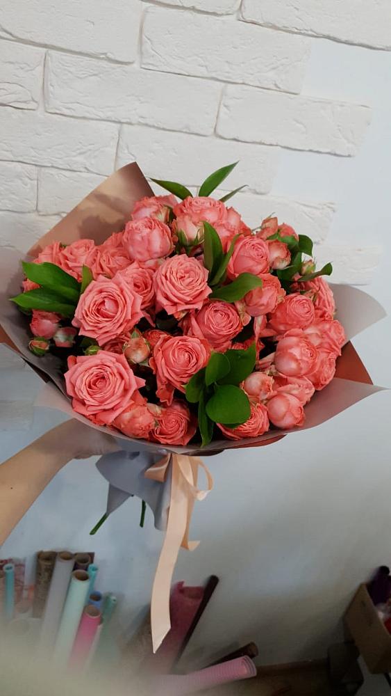 Букет цветов из: Розы в Партените