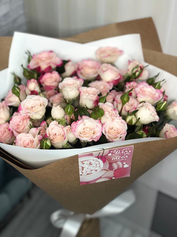 Букет цветов из: Розы в Партените