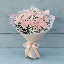 Букет цветов из:  Гвоздики в Партените