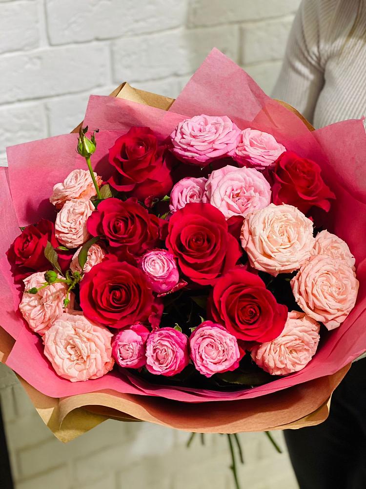 Букет цветов из: Розы в Партените