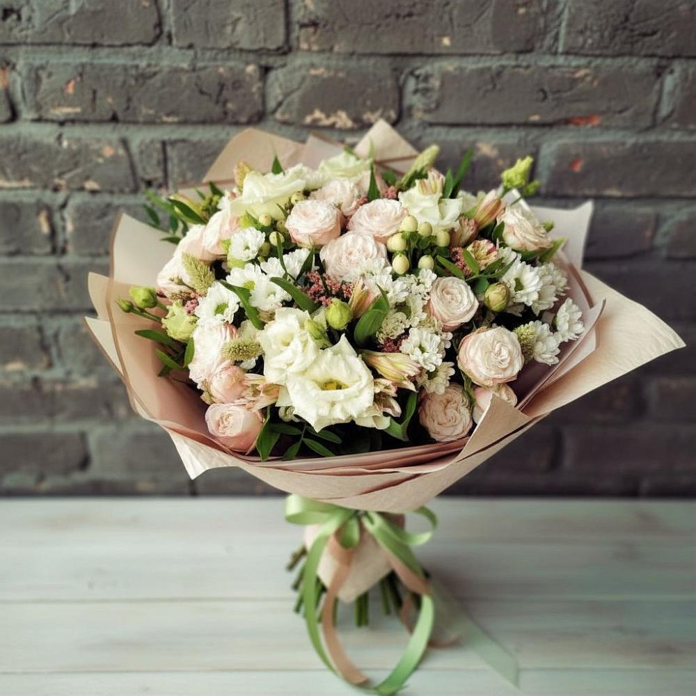 Букет цветов из: Альстромерии, Розы и Хризантемы в Партените