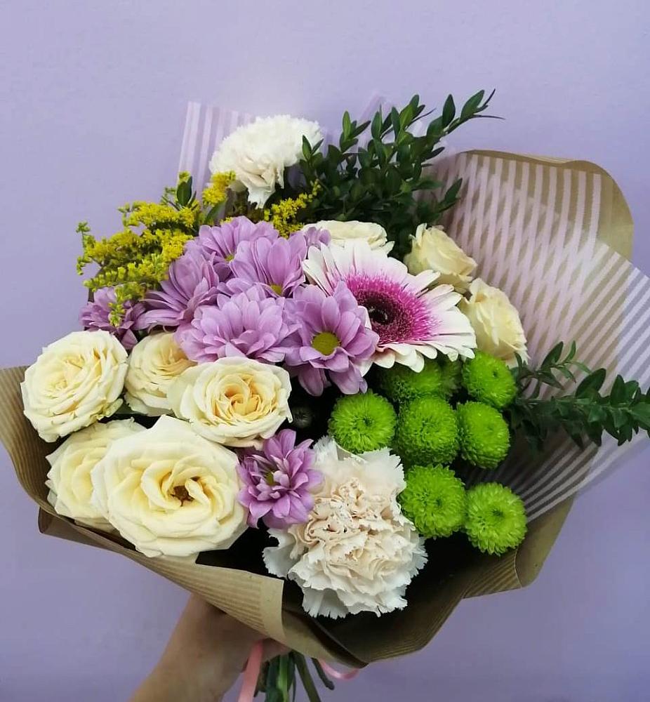 Букет цветов из: Хризантемы, Розы, Гвоздики и Герберы в Партените