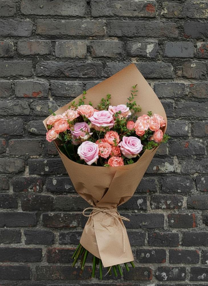 Букет цветов из: Розы в Партените