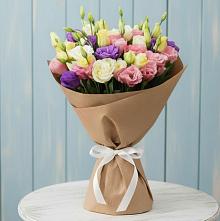 Букет цветов из:  Лизиантусы #REPLACE_PRED# Партените