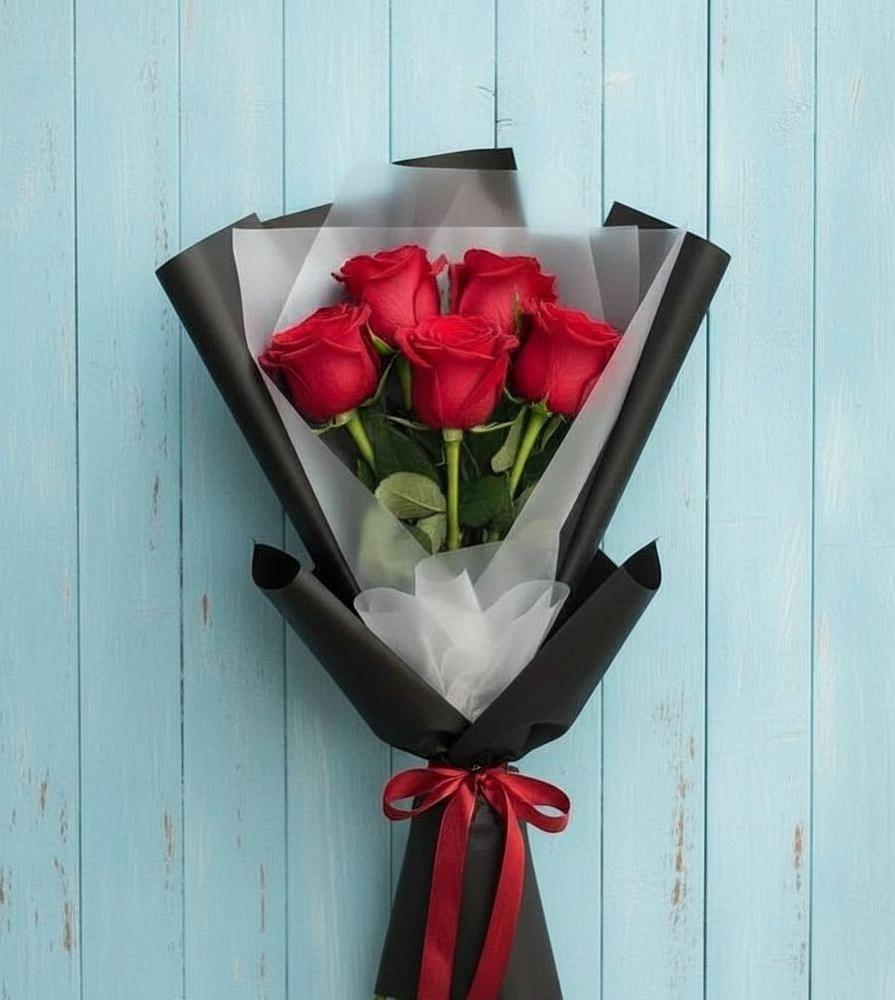 Букет цветов из: Розы в Партените