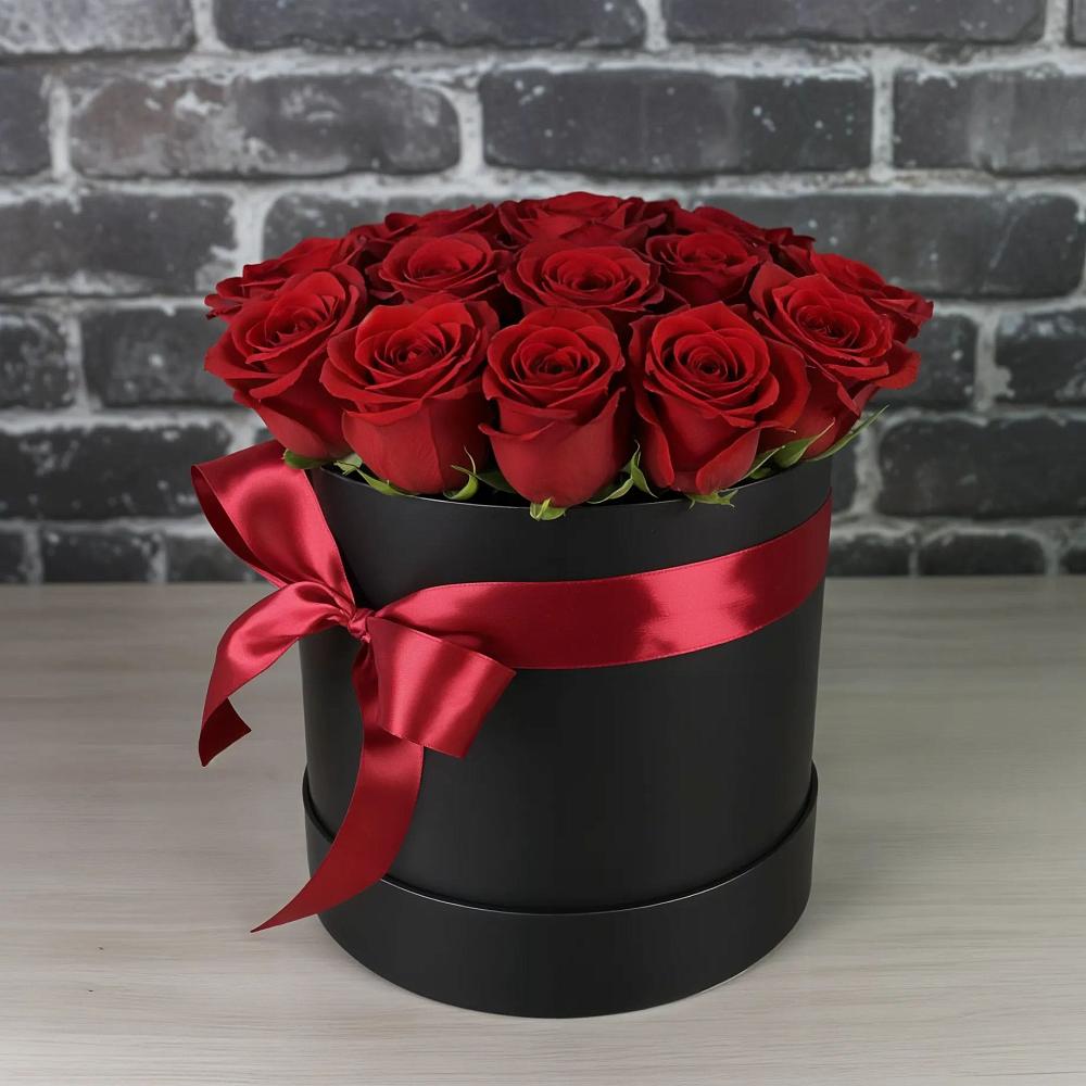 Цветочная композиция из Розы в шляпной коробке в Партените