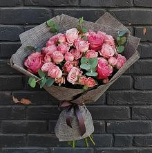 Букет цветов из:  Розы в Партените