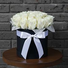 Цветочная композиция из Розы в шляпной коробке в Партените