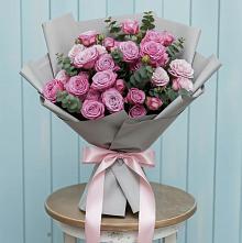 Букет цветов из:  Розы в Партените